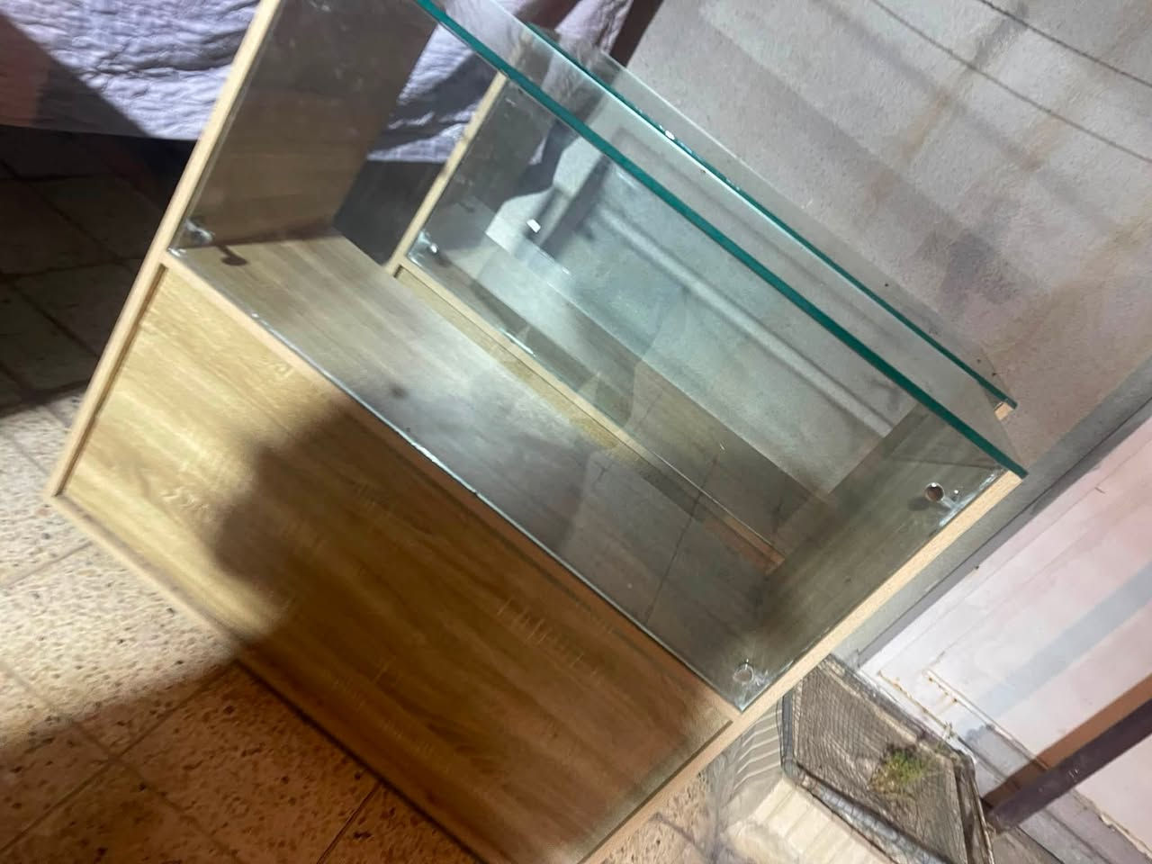 عارضات ثنين وتعليك وحده  نضيفات عرض العارضه متر و١٠ وعرض التعليك متر ٨٠ مكاني بغداد الدوره المهديه الثانيه واتساب *********** سعر العارضه ٦٠ وبيها مجال وسعر التعليك ب٥٠ وبي مجال
