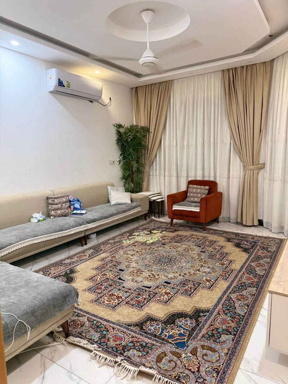 دار جدا حلو ومرتب للبيع
160 متر   مجمع الكرار السكني

مرحله اولى جاهز للسكن

يباع نقد بسعر مناسب

استفسار :  ☎️ ***********
