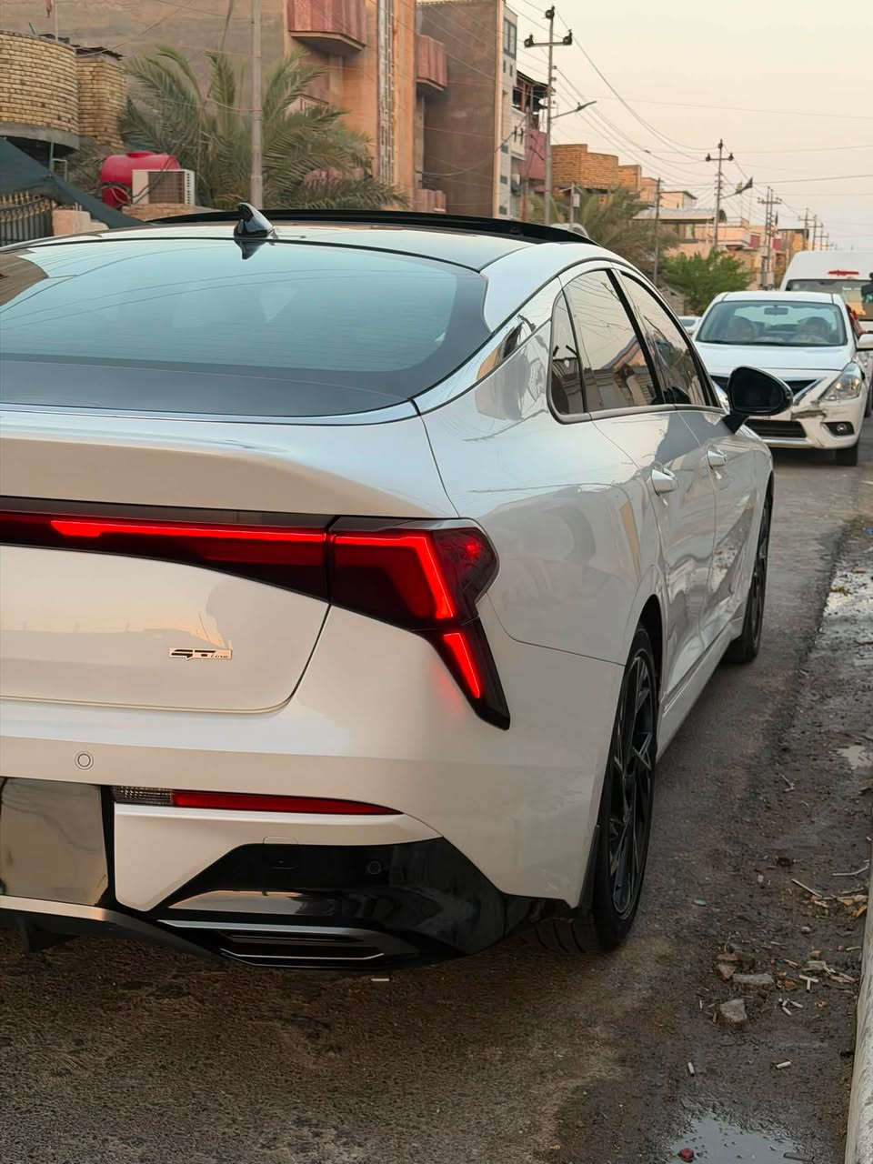 السلام عليكم 
K5 GT LINE 2025
فوول للاخير
سياره ستخدام شخصي ماشيه 25 الف 
حادثه بند وشويه من الجاملغ ربعه 
مبدلات اصليات ومصبوغات 
كفاله شاصي لغد كير مكينه. 
بدون يرباك 
مكينه 2500
كير ATM 8 نمر بلاد
فوول بانوراما
لد امامي خلفي
حساس امامي خلفي
سماعات بيتز 18 سماعه 
توني شادله طخم تاير كوري ب500 الف
كشنات جلد لونين 
تدفى كشن وستيرن 
رادارات 360  
رقم شمالي بأسمي تحويل وكاله تجيك ثاني يوم 
السعر 210  وبيه مجال وماكو هجي سعر 
سعر مال شهداء 
شراي تعال شوفها 
مكانه بصره القبله 
*********** 
والله يرزق الجميع
