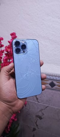 ايفون ١٣ برو ماكس • ٥١٢ • ضهره مكسور