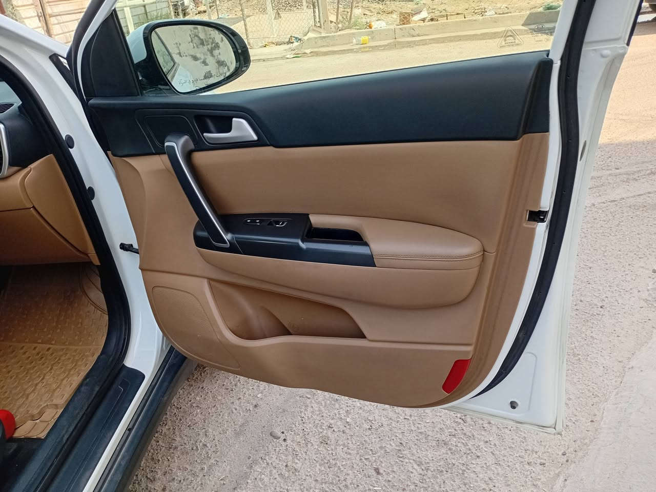 كيا اسبورتج موديل ٢٠١٩ سياره كفاله خليجيه سياره ماشيه ٦٩ من شركه على ايدي واسخدام شخص واحد سعره ١٧٨ وبيه مجال بيع سريع مكان سياره الدوره ***********
