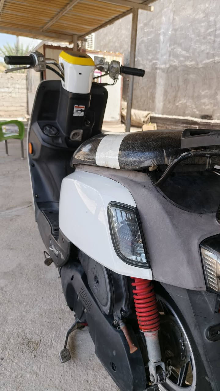 بوليس مسطره الدراجه نضيفه شوفت عينك كهربائيات كله شغاله كفرات نضافه 99% مكينه ناعمه خير من الله الدراجه بيه بس العداد عطلان 
ورقت الوكيل موجوده 
سعر 900 وبيه مجال بسيط حگ جيتك
للتواصل : اتصال فقط ***********
العنوان كربلاء- طويريج -الرشيده
