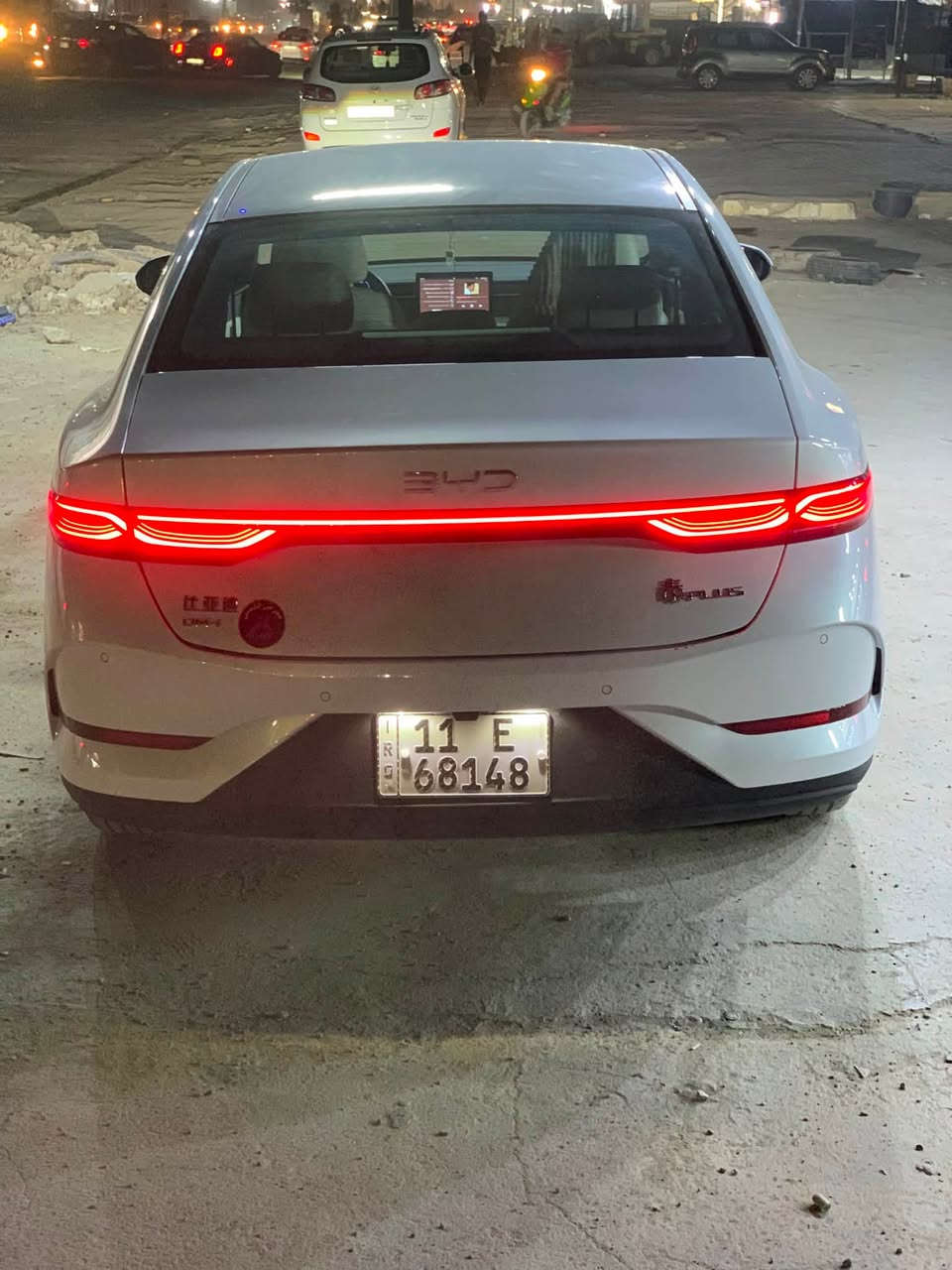 السلام عليكم بي وايدي موديل ٢٠٢٥  ماشيه ٥٠٠٠ بيه بنيد وجاملغ بدون دواخل السعر ١٧,٨٠٠ بيه مجال حك الجيه العنوان بغداد شهداء البياع الرقم وتساب *********** الرقم ثاني رصيد ***********

