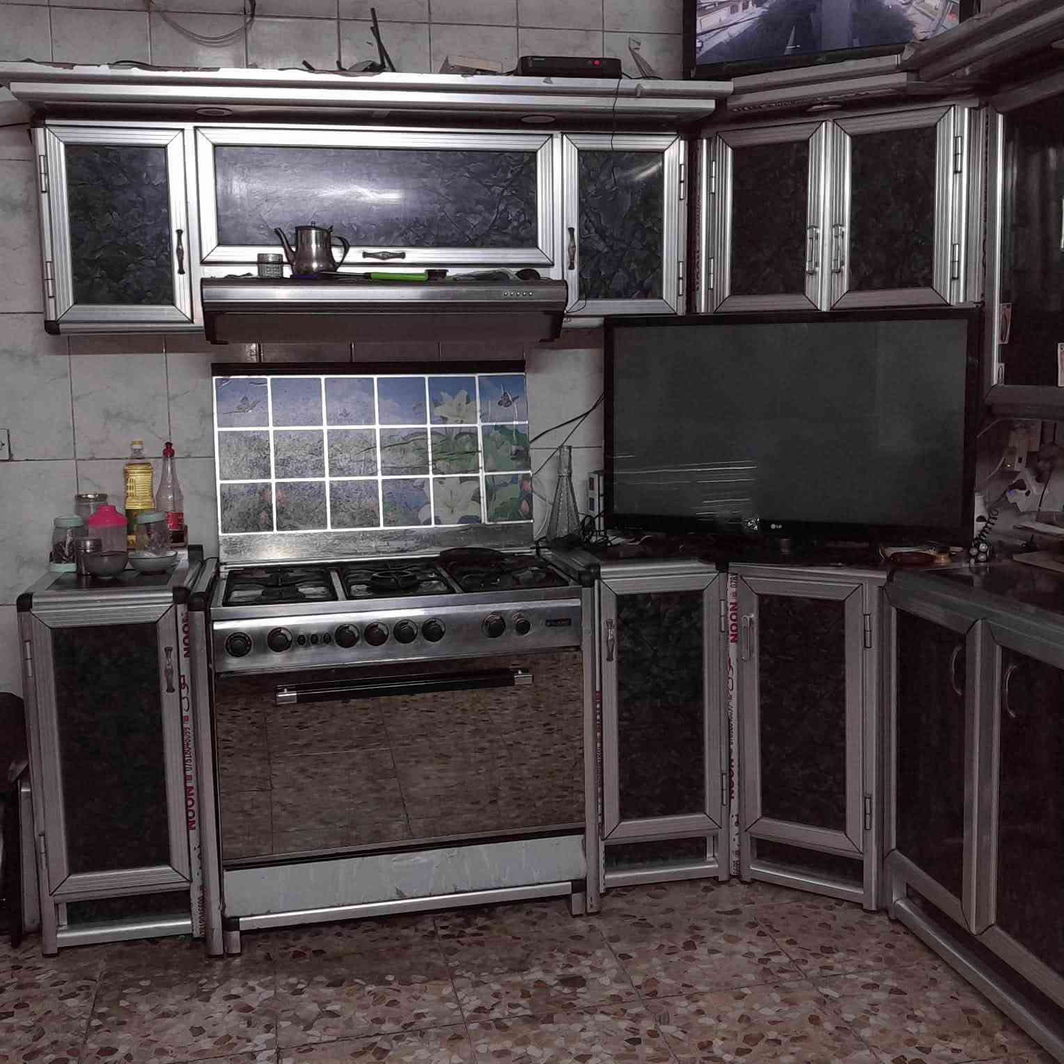 السلام عليكم
غراض للبيع 
الاتصال على الرقم ***********
