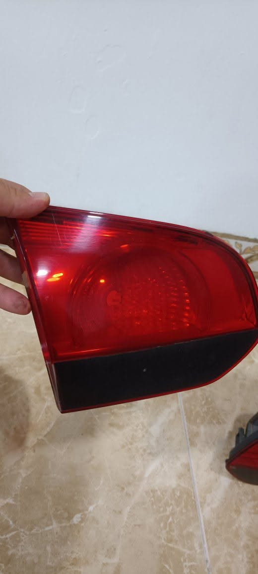 السلام عليكم
طخم بكلايت كولف mk6
من موديل 2009 الى موديل 2012
شرط اصلي تكه وحده بيها فطر 
للاستفسار ***********
متوفر توصيل جميع محافظات العراق
