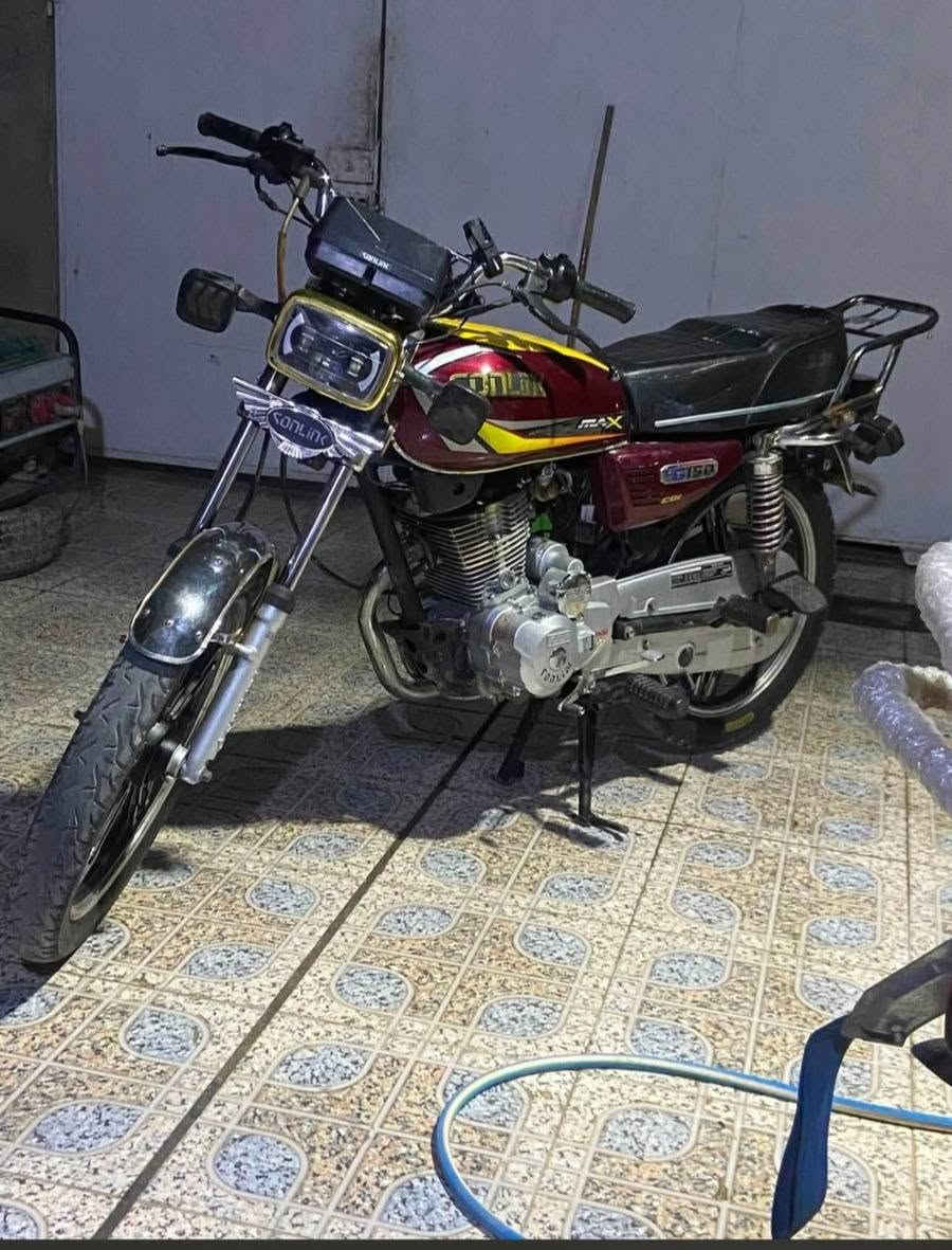 (السلام عليكم)   (اخواني دراجه للبيع مكفوله كفاله عامة السعر 400و بي مجال موقعي رمادي  )  للتواصل (واتساب)؛(***********)  (واتساب فقط أخواني)
