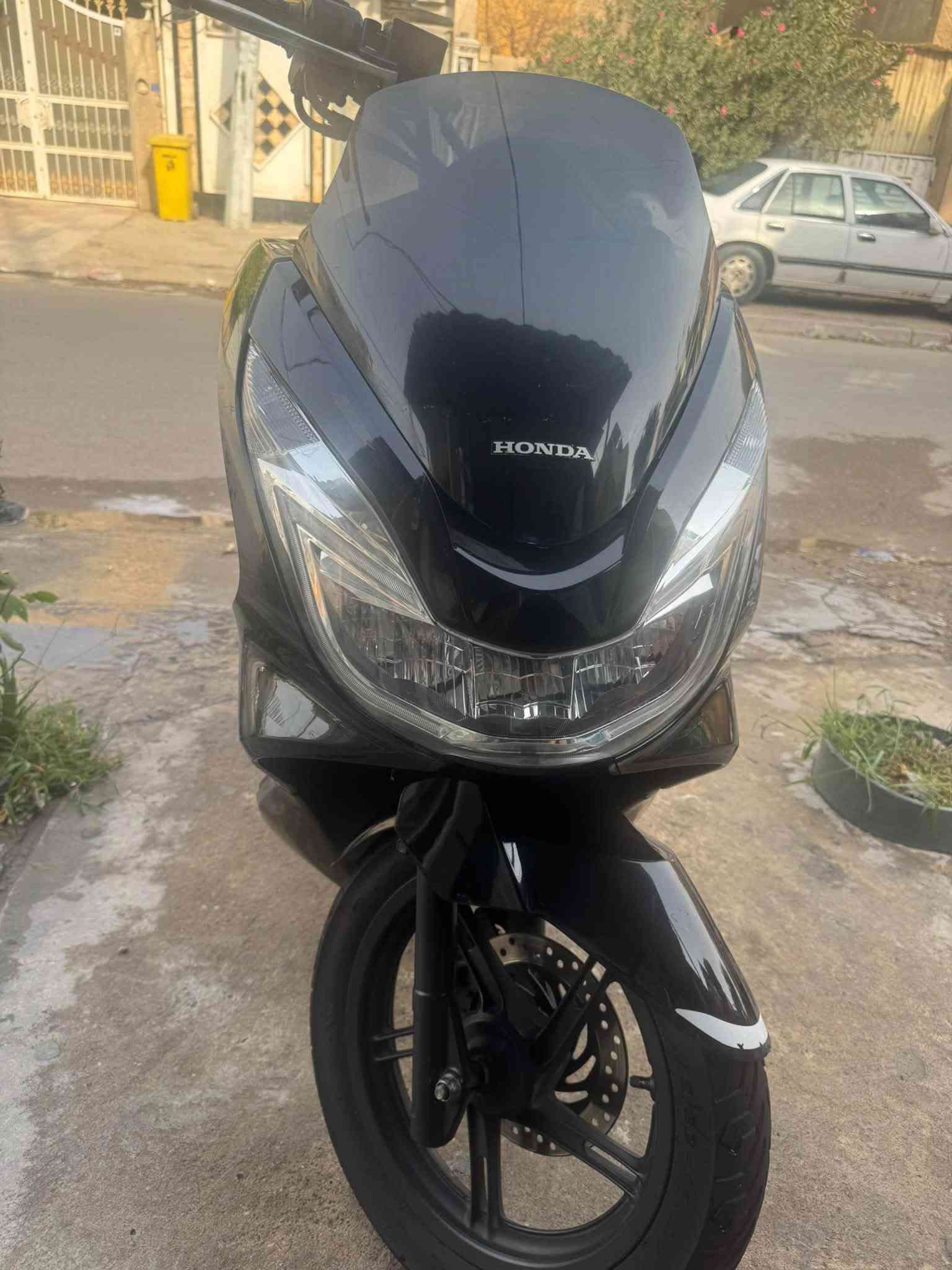 PCX • الجيل الثاني • ياباني