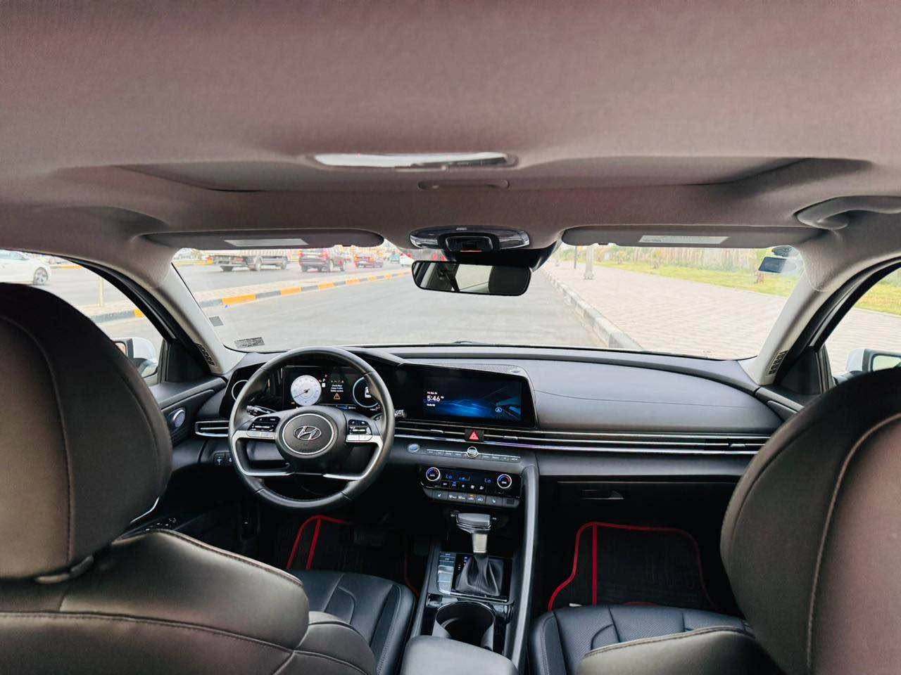 سلام عليكم

Hyundai Elantra 2025 

للبيع هيونداي النترا  لمتدد 2025 

السيارة  ماشيه31قابل  للزياده

محرك 4 سلندر 2000 دوش 

السيارة لون ابيض صدفي وارد امريكي 

السيارة حادثها فقط الجاملغ الامامي الايسر ومستبدل اصلي ومرشوش مثبت  وضربه بلبنيد وشغل درجة اولى
وبارد بلمدكر الايسر الخلفي مامصلحه ع وضعها ترجع PDR

ايرباك دركه فقط 
 بدون شاصي 

السيارة فول مواصفات

1-فتحة

2-فول تحكم استيرن

3-شاشة كاملة متصلة وعدادات ديجيتال

4-رادار امامي  مستبدل 📍وخلفي وجانبي (نقاط عمياء)

5-توقف ذاتي

6-لايت امامي وخلفي LED 

7-قيادة ذاتية

8-تحديد مسار

9-درايف مود (Normal,Sport,Smart)

10-اوتو هولد

11-هاند بريك دكمة

12-بصمة ابواب

13-بصمة تشغيل

14-تشغيل عن بعد

15-ابل كاربلاي واندرويد اوتو

16-لد داخلي 

17-شاحنة وايرليس

18-منافذ داخلية يو اس بي وتايب سي

19-كشنات جلد

20-كروس كونترول مثبت سرعة ومحدد سرعة 

21-كامرة خلفية دوارة

22-كشنات تدفئة

23-التبريد ايضاً بي شاشة

السيارة فول مواصفات ومناقصها اي شي كلشي بيها كامل  ماعده برمجيات الرادر

السيارة مرقه رقم الماني (معوقين بصره) وكاله

المعوق ولد شاب 

سعر 155$وبيها مجال قليل

مكاني البصره حي الاصدقاء

***********

اللي يشوف السعر غالي لا يتصل رجاءاً

 ❤️ البصرة, العراق

نص مكتوب في الصور:
- 1 من 12
- HD