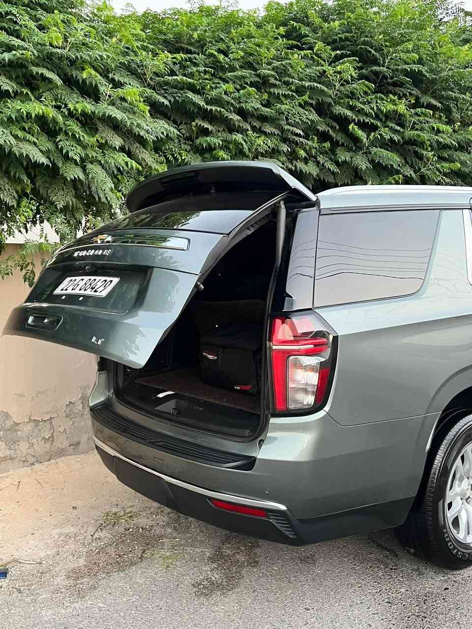 Chevrolet Tahoe 2023 LT
تاهو ٢٠٢٣ 
مواسه فات LT
كوشن جلد 
كوشن كاره با
كوشن هيته ر
شا شه گه وره
به صمه
دوو به صمه ي بيلاد
ده ر گه به صمه
سي ريز كوشن
حاسه
كاميره
سنوق شه فت
راداري پيشه وه
ته بريد مه ركه زي
٨٧ هه زار رويشتوه
گيرو مه كينه ي به شه رت نه كراوه ته وه
دوو پارچه ي بوياخه
بي ناو گرتن بي ارباك
به ناوي خومه وه يه
سه نه وي تازه يه
شوين سليماني
*********** what’s app
