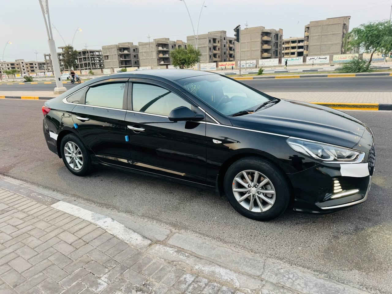 سلام عليكم سوناتا مديل 2021وارد كوري اصل بانزين رقمه اربيل تريد وكاله تريد تحويل كفاله بيه فقط مدكر الامامي صبغ وبيه البنيد مقسم ولباقي كفاله من مكينه وكير وضربه وكصه وتبديل مكينه 2000
ماشيه 70kmمواصفات لد امامي لد خلفي كشن كهربائي سياره جديده 145$العنوان البصره ***********
