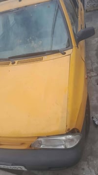 سايبا موديل ١٢ سياره شغاله مصفره غرامات وهيئه  السنويه ٢٠٣٠  باسمي تحو...