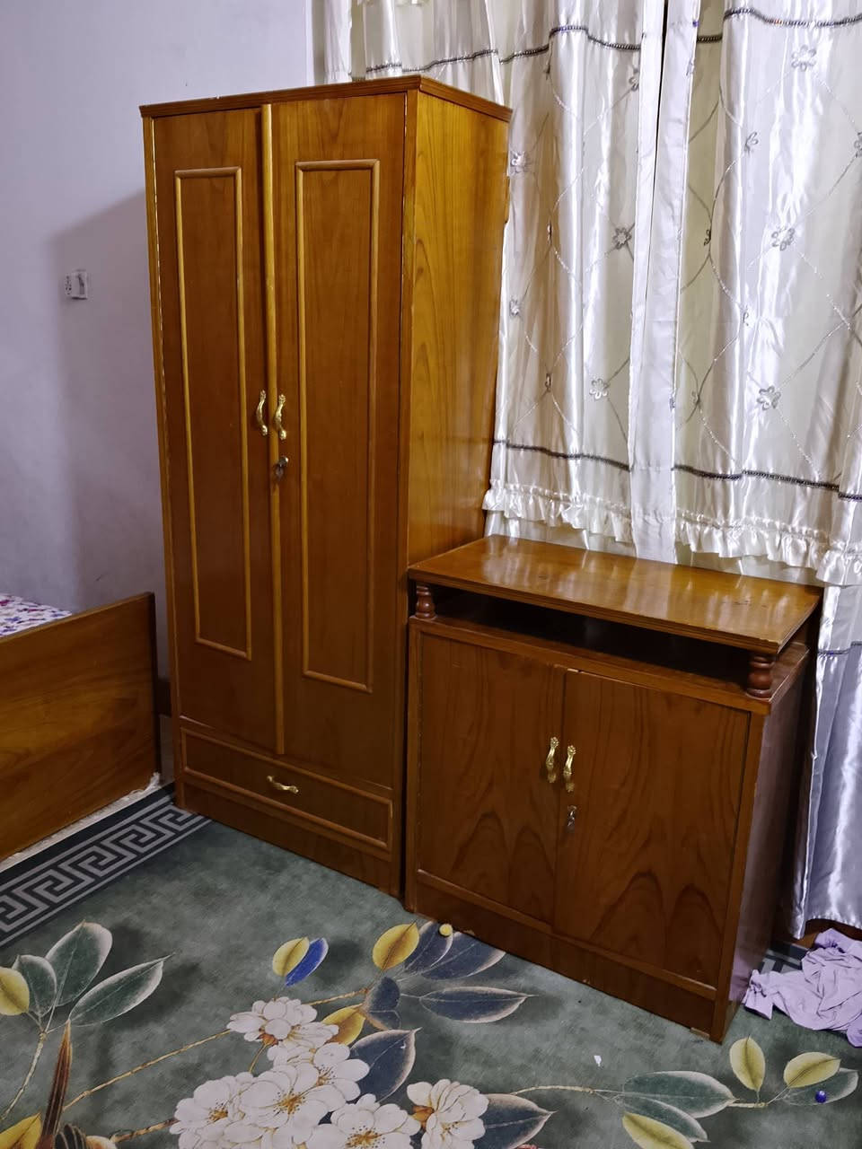 السلام عليكم
غرفه صاج 
7 باب طابقين 
السعر 750 الف وبيه مجال 
مكان كركوك ازادي 
اي استفسار راسلوني واتساب او اتصال 
***********
