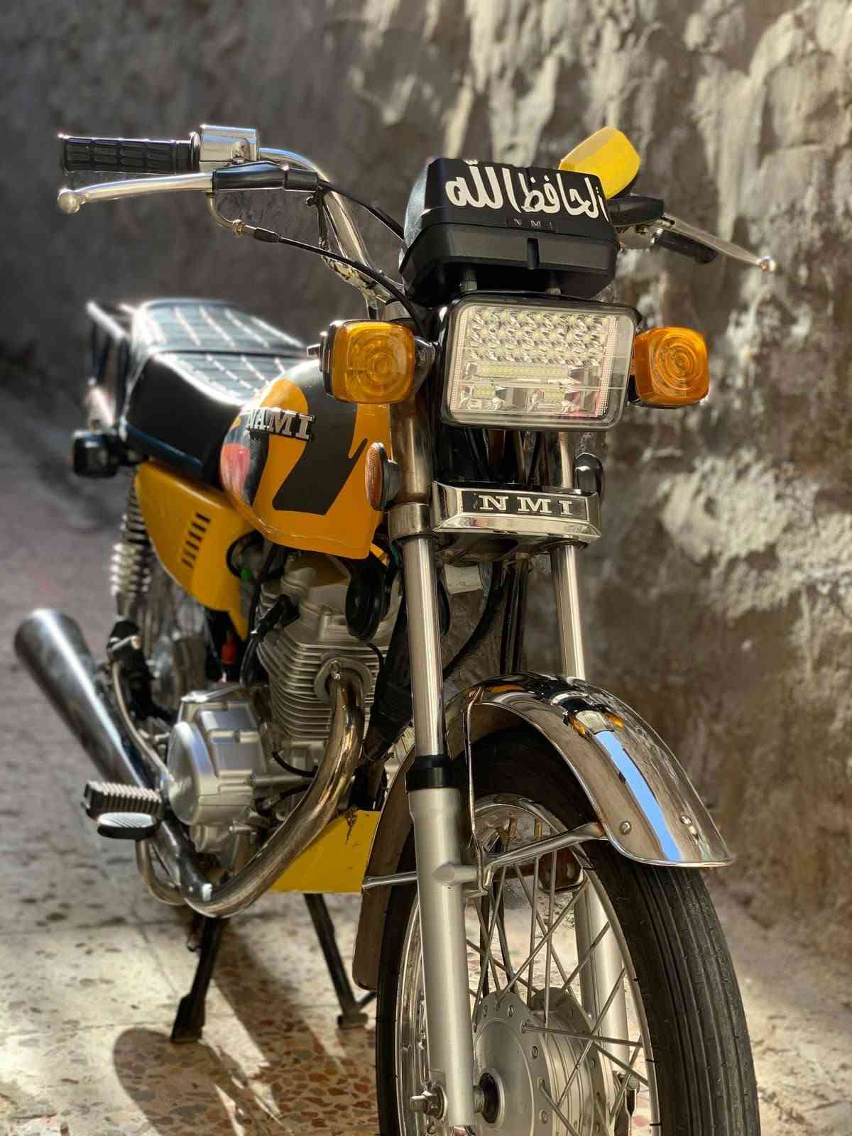 دراجه يرانيه مامفتوح أوراق اصولي تعمير 2024 السعر ب 950 وبي مجال الشراي العنوان الماجديه انا مكلف بالنشر الشراي اتصل على الرقم ***********
