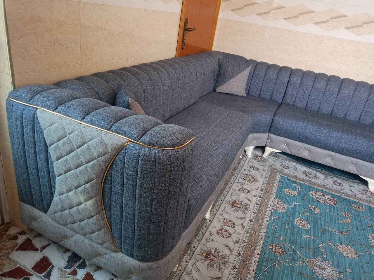 جديد استخدام قليل
للبيع 10 نفرات تسكام درجة اولى 
للاستفسار ***********
