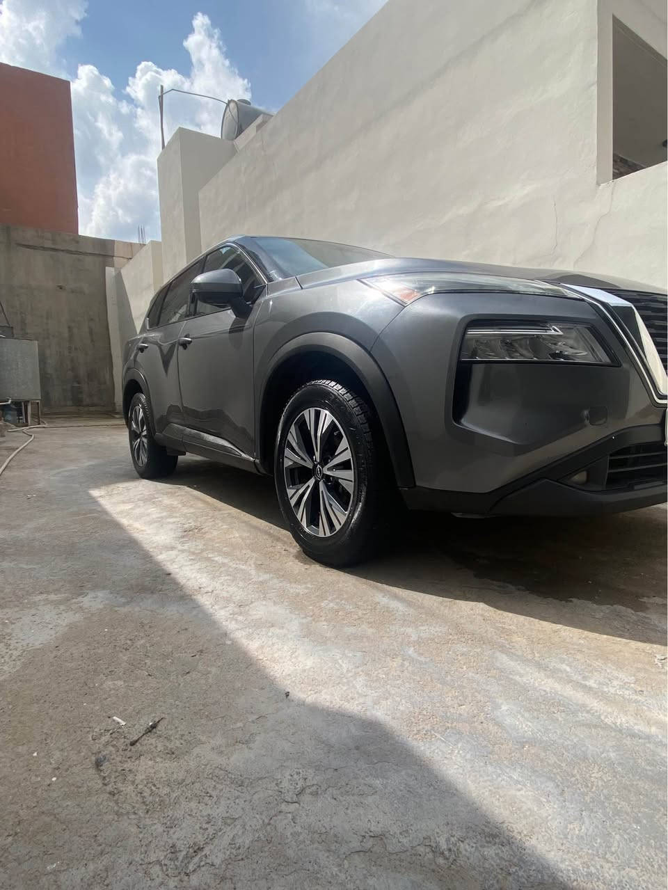 سياره مواسفات SV AWD سياره فوله به س بي سلايته سياره شه غاله به س ٢ قتعه سبخن په ره شوت ستيرن دوگمه سيسته من ٢ وه ره قه غرامه ئيل سه ر ره قه مي خوداني *********** زاخو, دهوك
