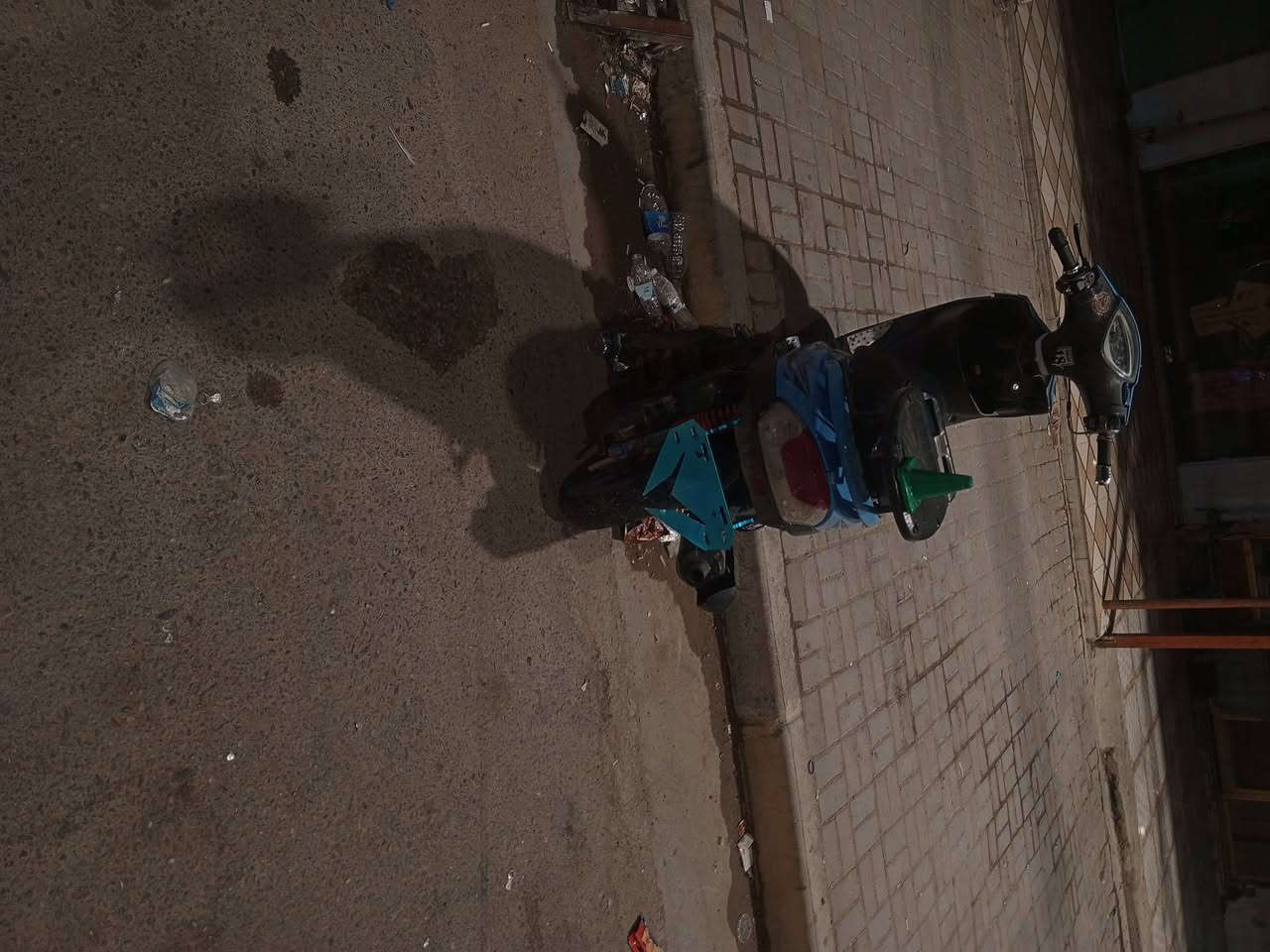 السلام عليكم دراجه ماكس عدله 120 للبيع مزود لمكينه 55 السعر 500 وبيها مجال شي بسيط الرقم ***********
