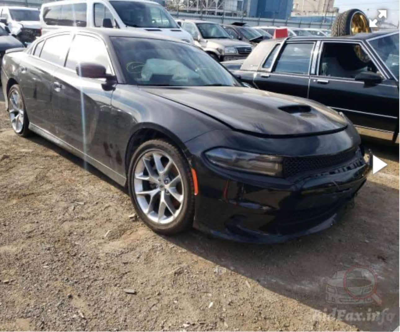 سلام عليكم جارجر Gt سوبر تراك باك
محرك v6 حجم3600
رقم اربيل وباسمي تحويل ثاني يوم 
حادثها مو قويه جاملغ الامامي باب السايق والهلال مال باب الخلفي والجاملغ الخلفي امباوك صبغ جزه منه مع وجود رصعه في الشاصي صغيره فقط موجود صور الحادث 👇المحرك والكير ع وضع الشركه برغي (ممفتوح منها )سياره نضيفه كلش كلش.              (استخدام شخصي) 
مواصفات....*
* كشنات كهربائيه 
* سستم صوت 
* دكمه سوبر تراك باك + دكمه سبورت 
* الكاميرات الخلفيه
*شاشه كبيره(Uconnect)
* حساسات خلفيه 
* التحكم في درج حراره 
* مصابيح زنون 
* مانع انزلاق 
* تشغيل عن بعد 
* كاربلاي 
*كشافات ضباب 
* تثبيت سرعه 
* شفتات سرعه 
*دشبول وبطاين بلادي 
* ويل نجمه اصلي +تايرات جديده 
*جناح سوبر تراك باك +فجوج 6بستم وعليها اضافات للجماليه 
ادام كامل من دهن وفلاتر 
سياره لتراي مالتها تروح بيها للبصره وترجع سياره كلش نضيفه (وتجي وشوف بعينك )♥️
السعر: 195 وبيها مجال قليل مال حك الجي 
الرقم :***********
بيع فقط لاتكسر بيها معجبتك اعبرها وذكرني بكلمه طيبه🙂

نص مكتوب في الصور:
- BidFax.info