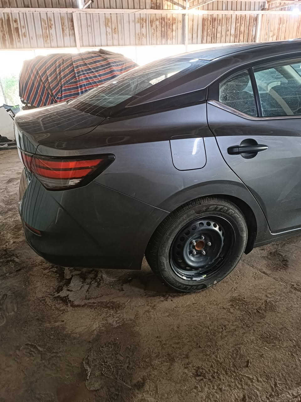 للبيع نيسان سنترا 2024 حره مصلحه وجاهزه دخول جديد بدون ارقام بااسمي ماشيه ٢٧ الف مبدل البنيد فقط بدون دواخل ولا لغود ولاشواصي تبريد ثلج المكان محافظة الديوانيه للااستفسار الاتصال ع الرقم ***********
