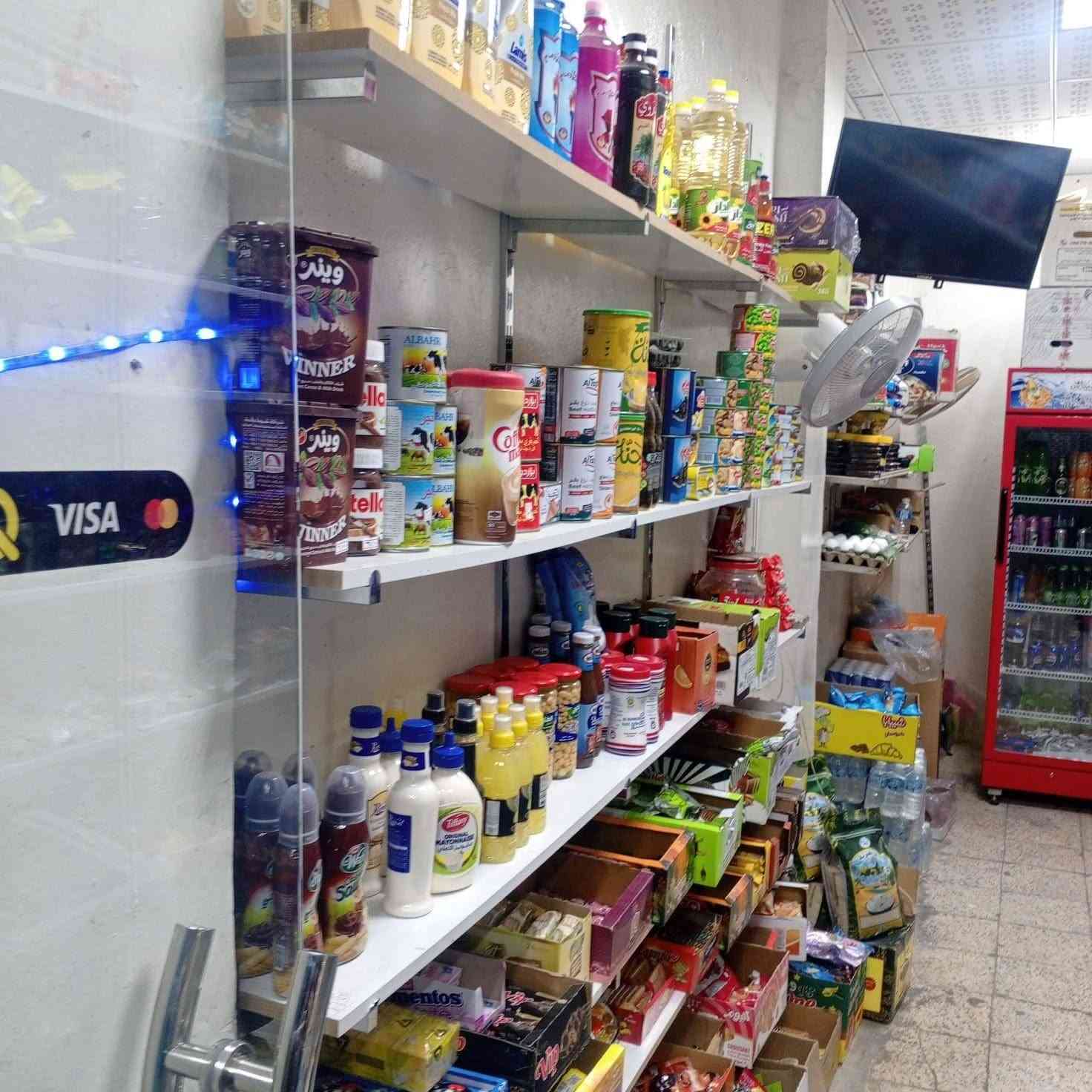 اسواق للبيع لعدم التفرغ شار الحرية الاولة بعد العيادة ٦ افرع ***********

