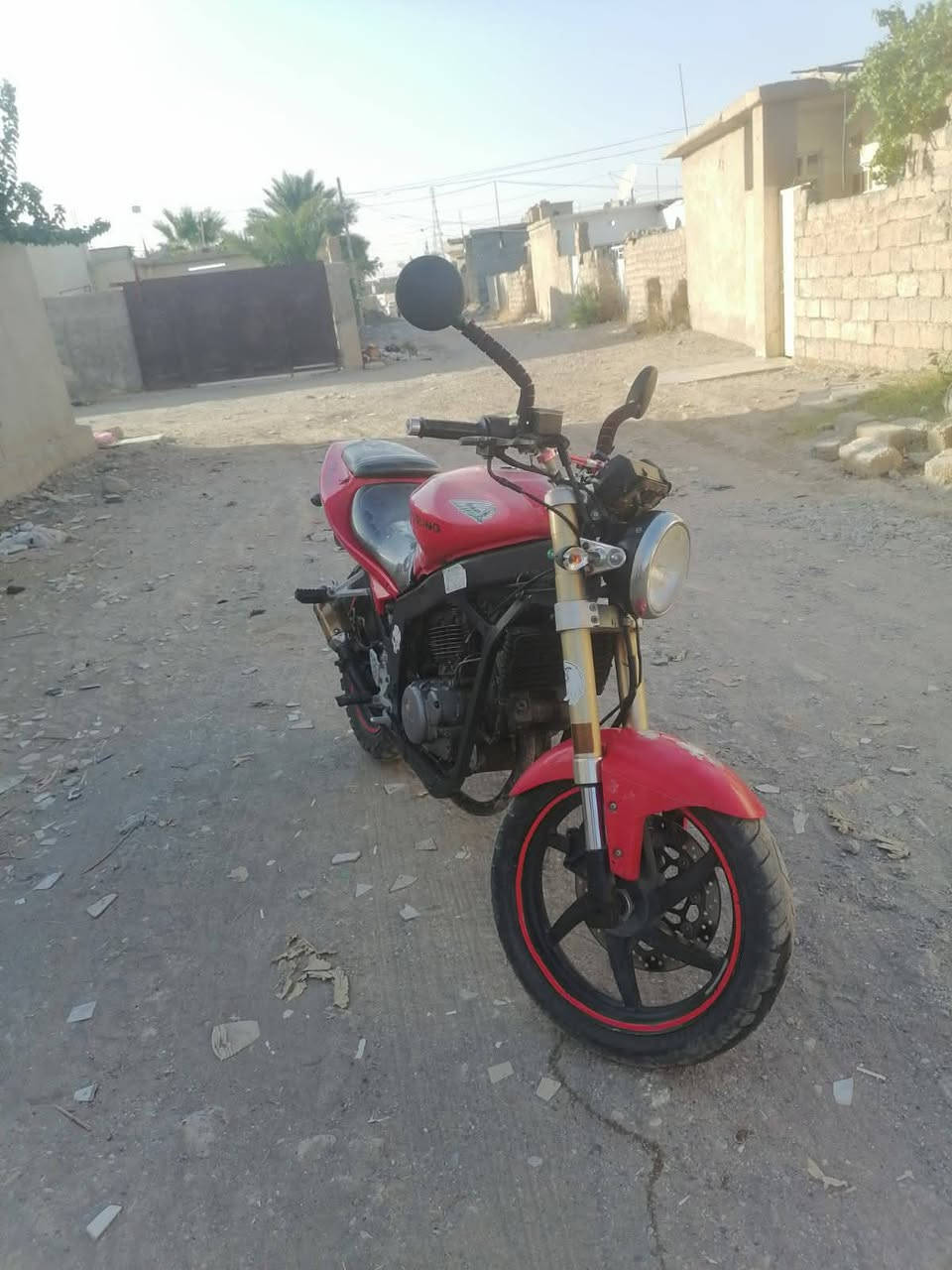 بطح هيو سونگ 250 محرك بستمين بي بدايه تبخير تايرات جدد وياله جدد بريكات وره وجدام فول كهربائيات شغاله نگره سلف السعر650 مراوس هم يرهم المكان سديره عليا ***********
