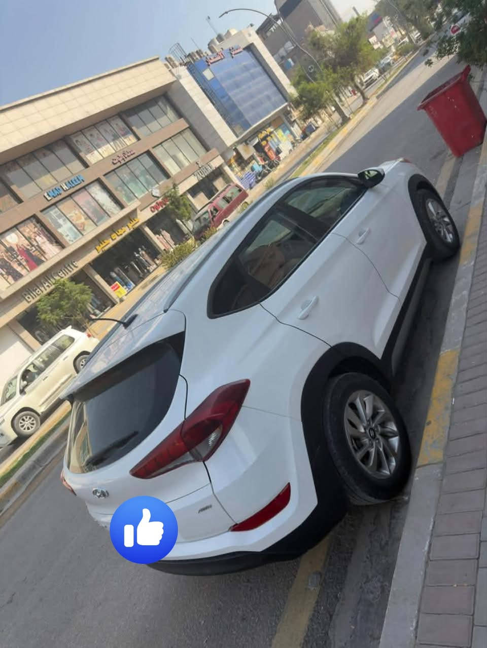 السلام عليكم …
للبيع فقط …. 
السعر 145  ورقه وبي مجال 
Hyundai Tucson
موديل 2017                 وارد امريكي ( كلين بدون حادث ) 
رقم بابل بأسمي الانكليزي الجديد       محرك 2000  
اللون ابيض      عداد المسافة 60 الف ميل 
💎ويل كب 
💎تحكم كامل 
💎 كامره 
💎 كشاف 
💎 AWD 
السيارة نظيفة وجاهزة من كل النواحي … 
( محرك وكير وصدر امامي خلفي وتبريد كله جاهز ) 💯 
   ( استخدام شخصي فقط ) 
رقم الشاصي موجود 
السيارة موجوده بالحلة 
للأستفسار اكثر *********** ( واتساب )
