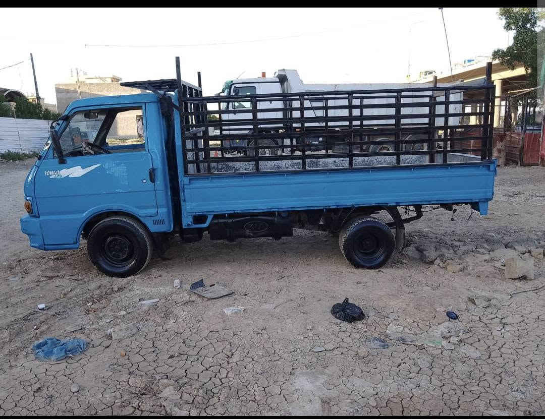 السلام عليكم كيا بنوكو موديل 96 8 جنگال تك السياره خير من الله كير مكينه اكسن السيارة باقيه عل بصمه بس مكمل كلشي تتحول باسمي يعني تجي تستلم من يمي رقم انكليزي وتحويل كامل وكلشي مصفر سعرهه 47وبيه مجال بسيط مكاني بغداد البلديات للتواصل ***********
