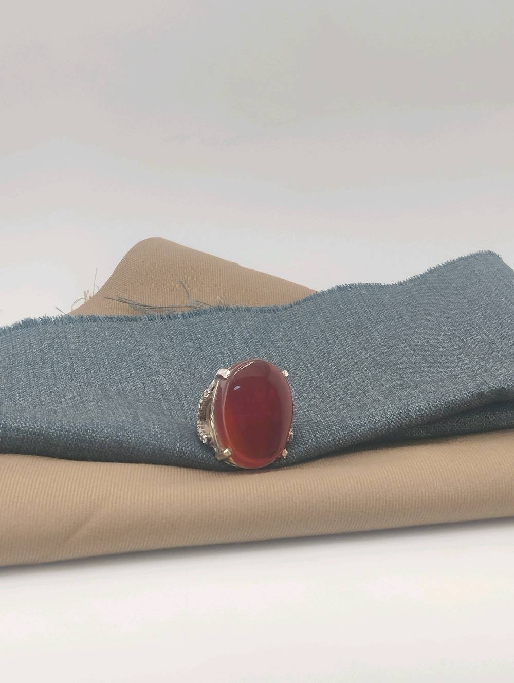 اختر هديتك بعنايه 💍

يتوفر لدينا كل ما هو جديد ومميز  فضه✨925

يوجد دزاينات داخل المحل للاستفسار مراسلتنا او
زيارة موقعنا📍📍

توصيل بغداد وجميع المحافظات
 
الهاتف ☎️***********واتساب 

بغداد/ الشعب سوق شلال / قيصريه الاوله ✈️✈️