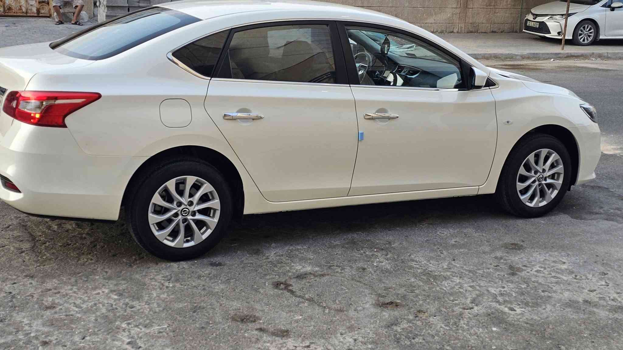 السلام عليكم
نيسان سنترا موديل 2025 
رقم اربيل بسم شركه لؤلؤه الاعتماد 
تريد تحويل وكاله جاهز 
ماشيه  17000 KM 
كفاله عامه على وضع الشركه 
العنوان بصره 
السعر 127 بيها مجال بصيط 
رقم الهاتف ***********
