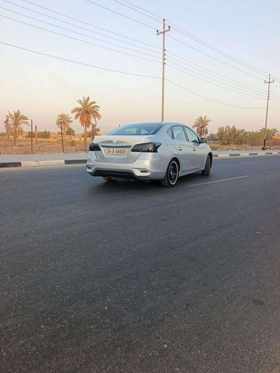 نيسان سنترا 2018 امريكي حادثها جاملغ خلفي وشوي من الصندوك رقم بصره ب اسمي السياره جاهزه السعر 85 للاستفسار ***********
