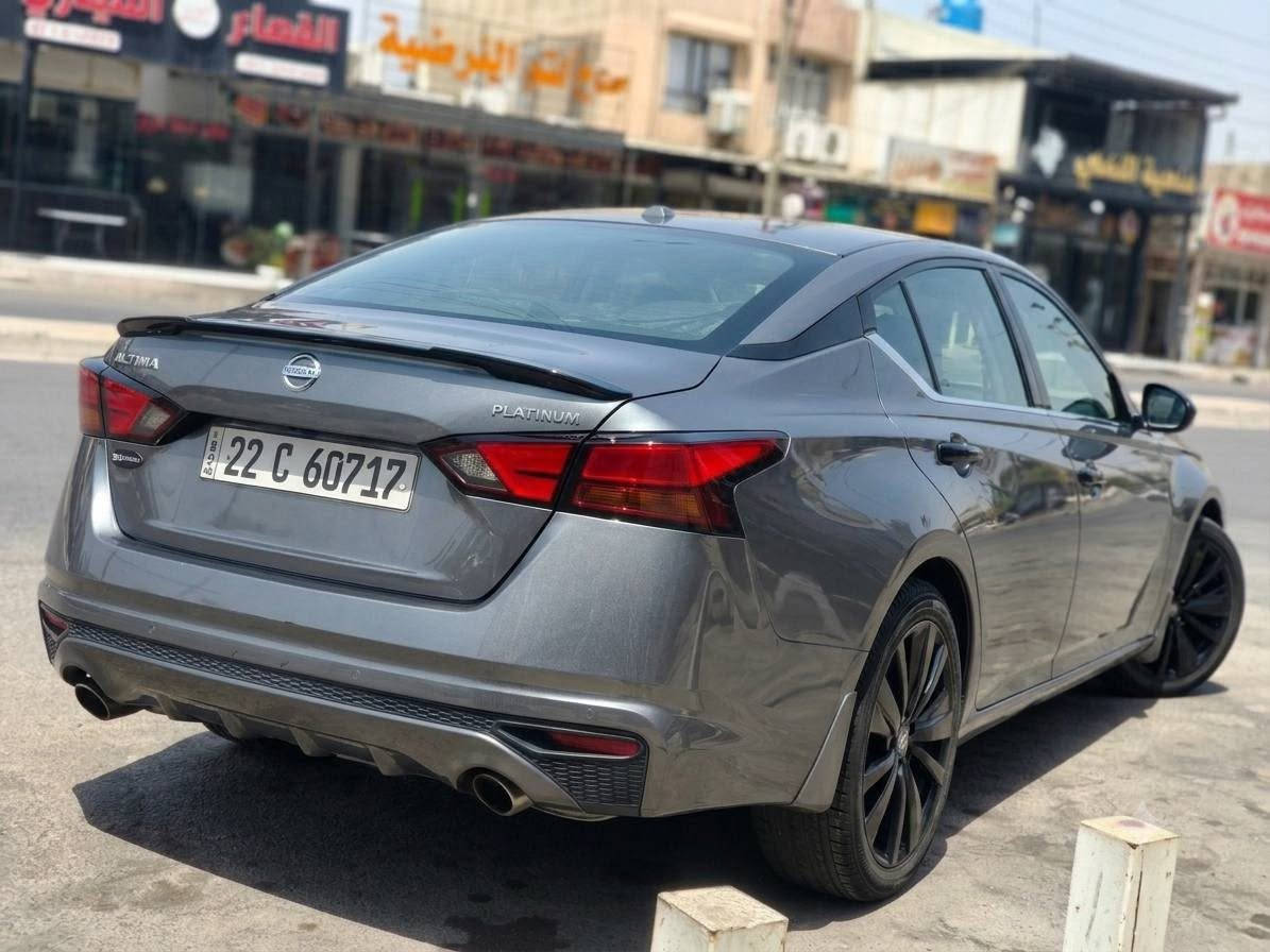 Nissan Altima Platinum
نیسان ئەلتیما پلاتینیوم 70هەزار میل رۆشتووە 
فوول مواسفات سلایت دوو کوشن کارەبا و هیتر و سوکان هیتر و خزن 360 ڕادار و 360 کامیرا تحدید مسار سماعە بوس مواسفات فوول 
رۆن گێر و تایەی و پاتری تازەیە ژینگەو رێگاو بانی تازەیە بتاقەی بەنزینشی هەیە

عربيي
نيسان التيما بلاتينيوم 70 الف ماشي فوول سيارة سلايت كشنات كدام كهرباي و و خزن و هيتر و سكان هيتر 360 رادارات و 360 كاميرا و تحديد مسار حتى سماعات بوس فول يعني سيارة بدون مصرف تايرات و بطارية و دهن كير و محرك جديد بطاقة بنزين بيها
***********

