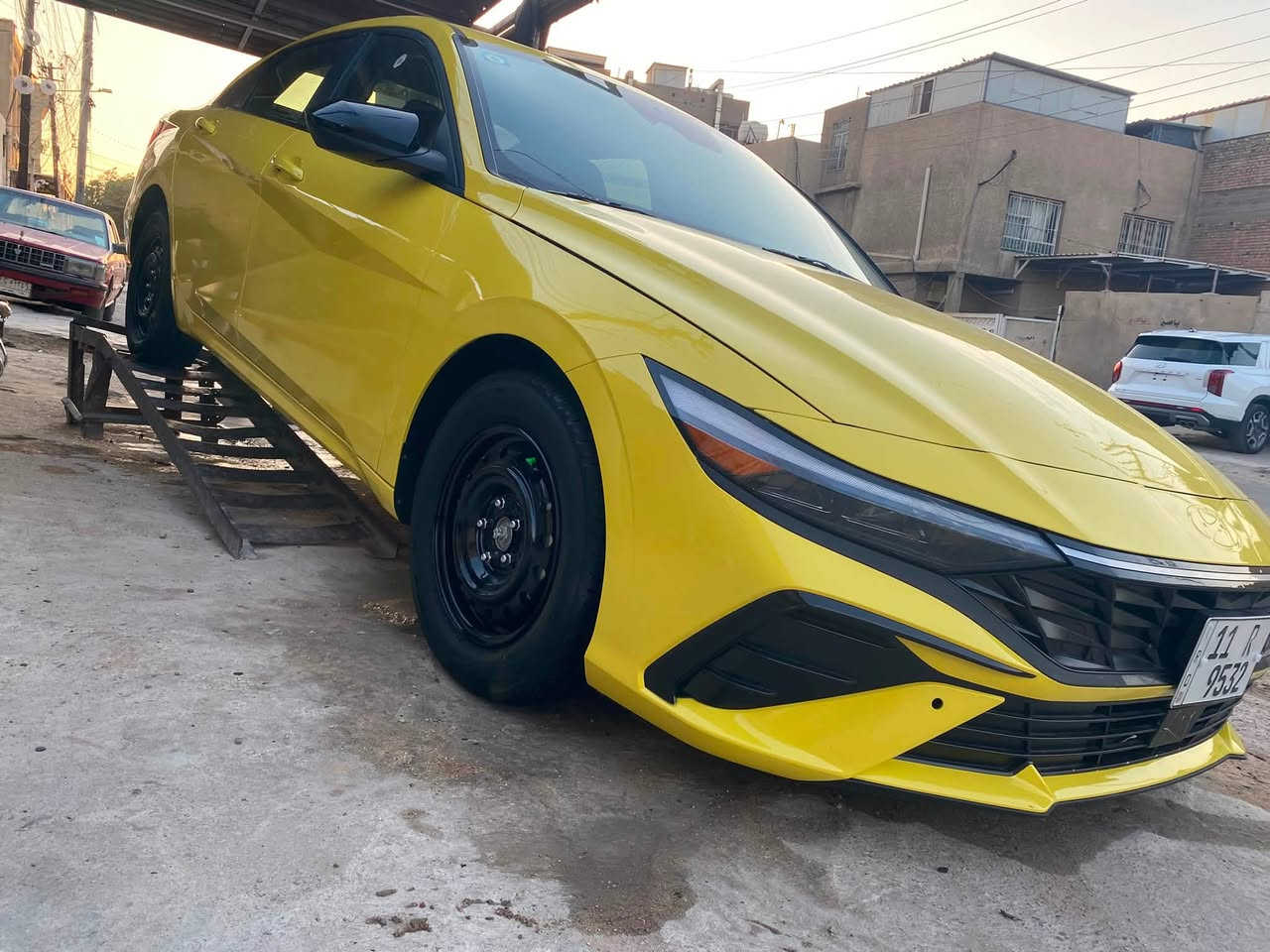 السلام عليكم شباب
النتره لبيع موديل 24 
لون اصفر ليموني 🍋مرقم بسمي رقم رباعي بغداد 
موصفات نص فول بصمه شاشه متصل رادار
قياده ذاتيه أناره دشبول تحكمات ترحيب بدون ايرباك ماشيه 15 ميل صور حادث في منشور بدون حادث تخريب مكسر جامه شخوط سياره كله ليبل واحد بدون تبديل بدون شواصي بدون اي دواخل كفاله صبغ درجه اولى شرط سعر 155 مكان بغداد الرقم *********** علمآ سياره احلى من صور
