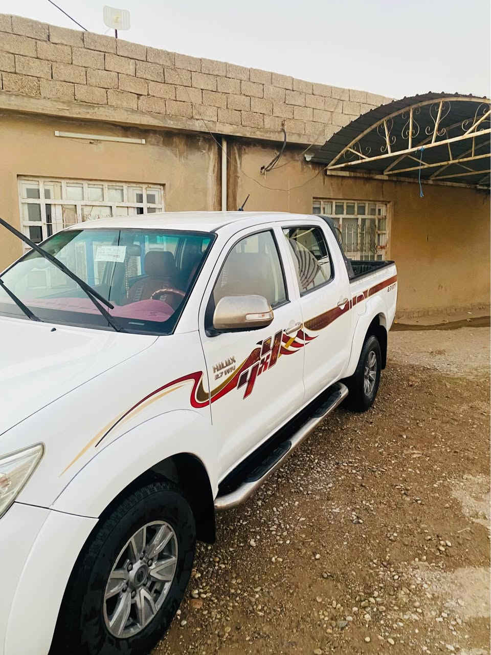 هايلوكس • ٢٠١٣ • ٢٦٥٠٠٠ كم