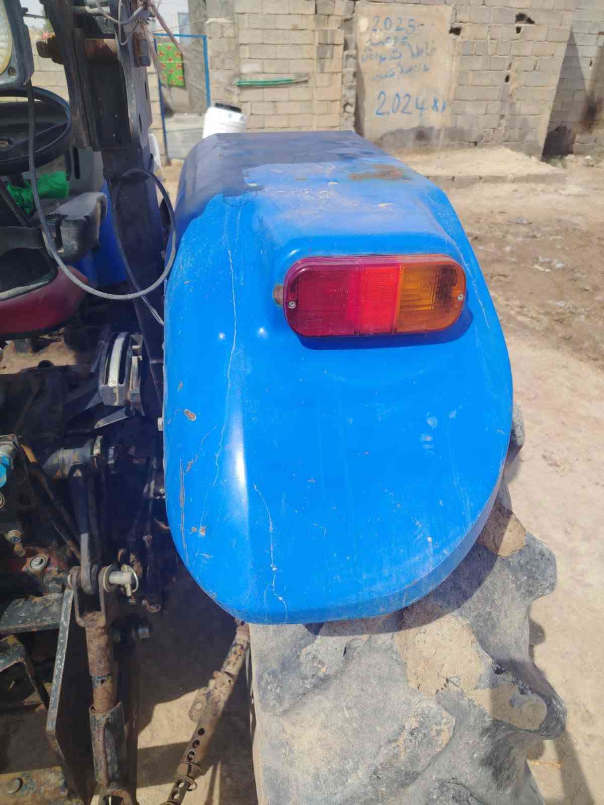 نيو هلند • ٨٠ • بدون كلك