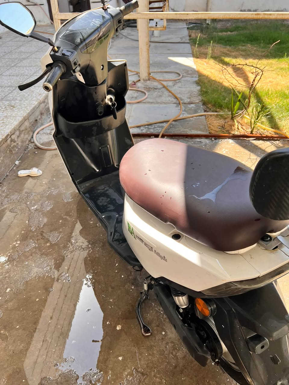 دراجه شحن للبيع ٥ بطاريات ٣٢ امبير سرعه ٦٠ حقيقي تمشي ٤٠ كيلو بلشحنه الوحده نظام رجوع الى الخلف كهربائيات شغاله ٣ سرع نظام حمايه السعر ٤٠٠ بيها مجال عنوان بغداد المعامل ***********
