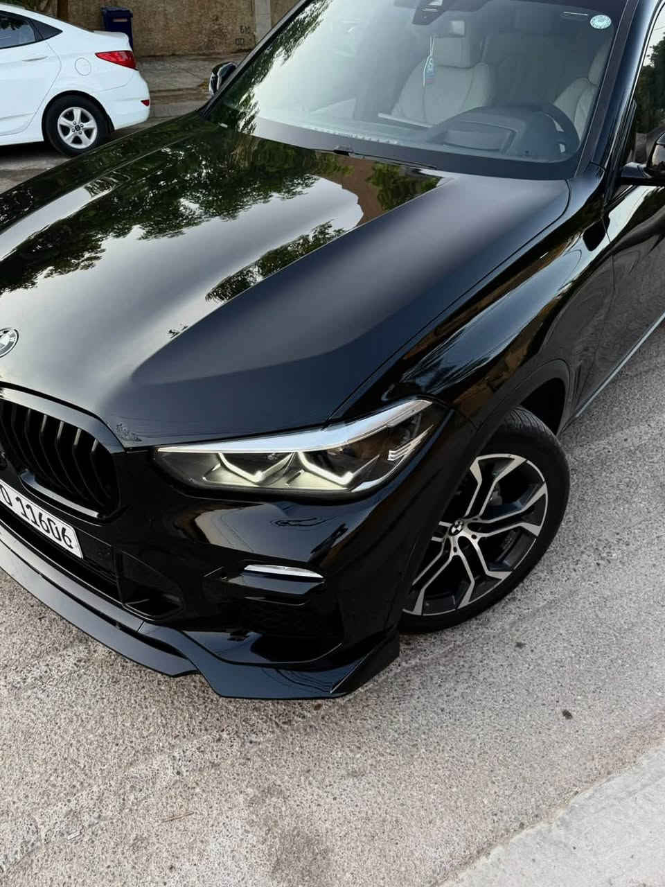 X5 40i • ٢٠٢٣ • ٣١٠٠٠ كم
