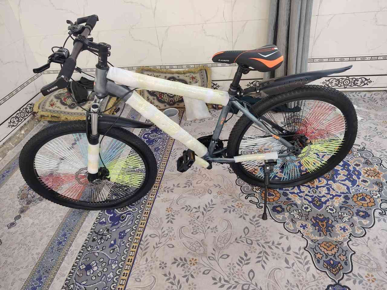 يالله الحمدلله صلي على محمد وآل محمد  باسكل للبيع شوفت عينك بعده ما شايف الشارع ولشمس  🇰🇷 كوري باب اول الصلي طبعن اشترو لبن اخوي او ما راده اخذو ب 170 من خان المخضر او متوازين ع بيعته اليوم اشترو الي يريده يتفضل خاص لو واتساب *********** _ اتصال  لله شاهد حته محد صاعده هستوني شديته عوزه بس نفخ تايرات وطلع بي عقرب وره او كدام ابريكات وره او كدام شوفت عينك وذا شراي ابخدمتك مكاني نجف عامود 140 ع طريق كربلاء نجف
