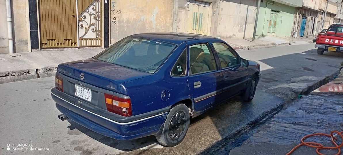 سلام عليكم اوبل فكترة حجم ١٦ موديل ٩٢ صندوق بسمي لون حبري نضيف رقم الماني جاملغ النفر امامي امبدل فقد مابي ضرر مكان سيارة موصل ايسر شرط تحويل سعر ٣٧ بي مجال  ***********

نص مكتوب في الصور:
- O HONOR X6
- 50MP Triple Camera
- HONOR X6
- HONOR X6 50MP Triple Camera