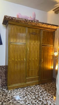 غرفه نوم عراقي كنتور وجرابي عدد 2 //ميز تواليت كلش نضيفه بدون ضرر مكان...