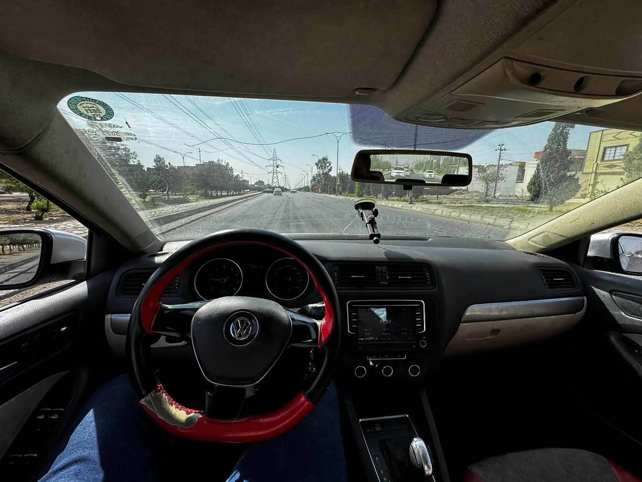 Jetta 2015 فرۆشتنی خێرا
گێر ومەکینە و تەبرید بڕاوە وەرگەران و شان و سەقفی بە شەرت مەکینە 20 بێ تۆربۆ مەرغوب پێشو پشتی کەپسە (٥پارچە سبوخ )بێ ژورێ بە ناوی خۆمانە (300$) غەرامە پاش مەحامەلە دەگەرێتەوە  
هەرزانترین نرخ 84$ مەجالێکی کەم 
رەقەمی خاوەنی (***********)(***********) أربيل, العراق

