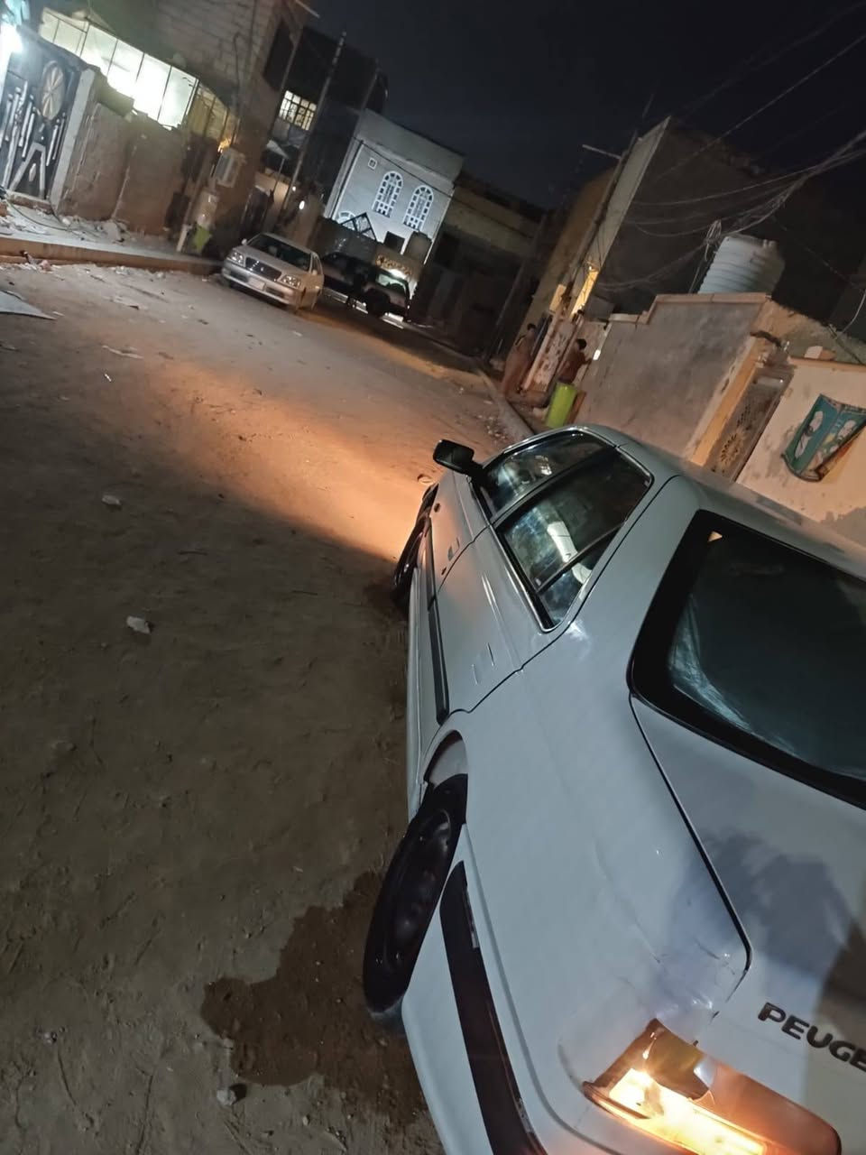 بارص للبيع مديل 2015 ب 42 وبيها مجال ***********

