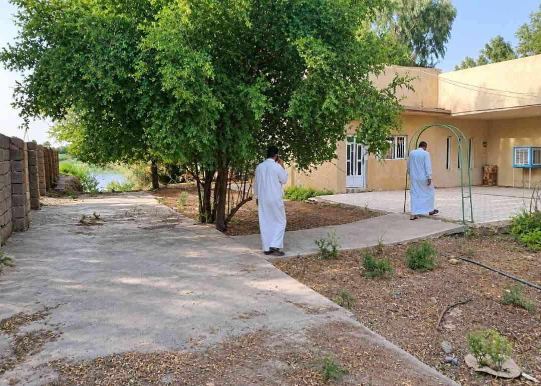 البيضاء • ١٥٠٠م² • واجهة سدة وشط