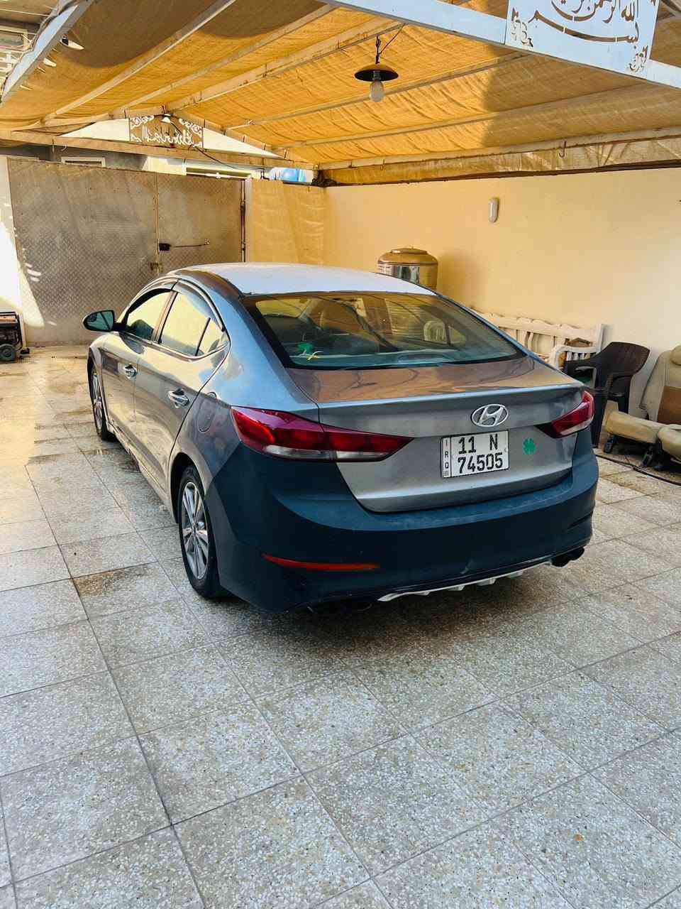 سلام عليكم للبيع هونداي النترا موديل 2018 رقم بغداد انكليزي تحويل مباشر اخوان سياره تعرضت لحادث طخه بجم كما موضحه بلصور ابيع عله وضعهه لغود شواصي ايرباكات كير مكينه مكفولات مكان السياره بغداد السعر 78$الاستفسار ***********
