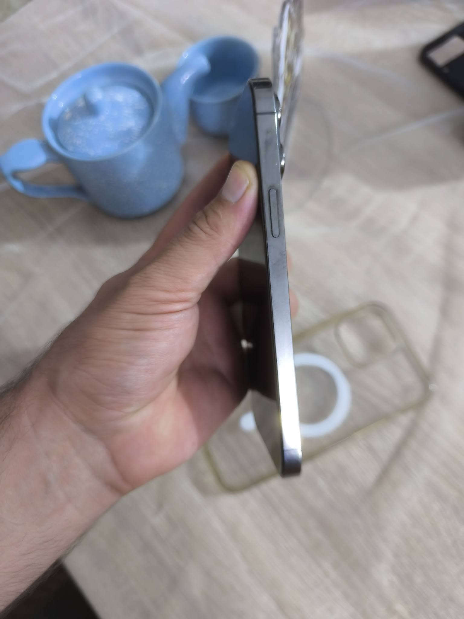 آيفون ١٣ برو ماكس • ٢٥٦ • بطارية ٨٧٪
