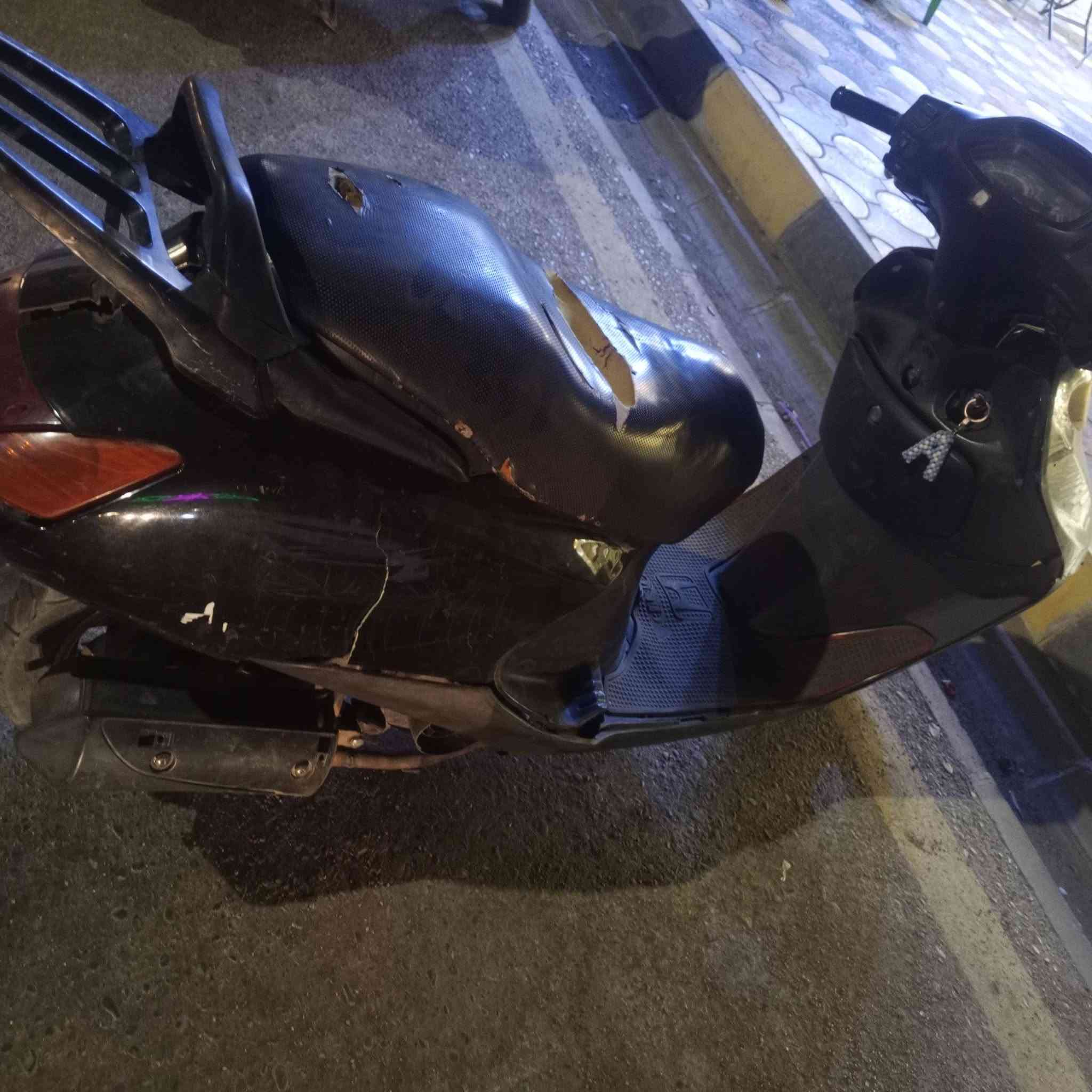 دراجه سبيسي ياباني  
سعره 250 بيه مجال دراجه شغاله نكره سلف بس عوزه اكسل وعرموطه هندر دراجه شغل وطلع وين مكان هاي تفاصيل دراجه
مكاني كوت حي الجهاد زوريجات 

اتصل وبلخدمه ***********
