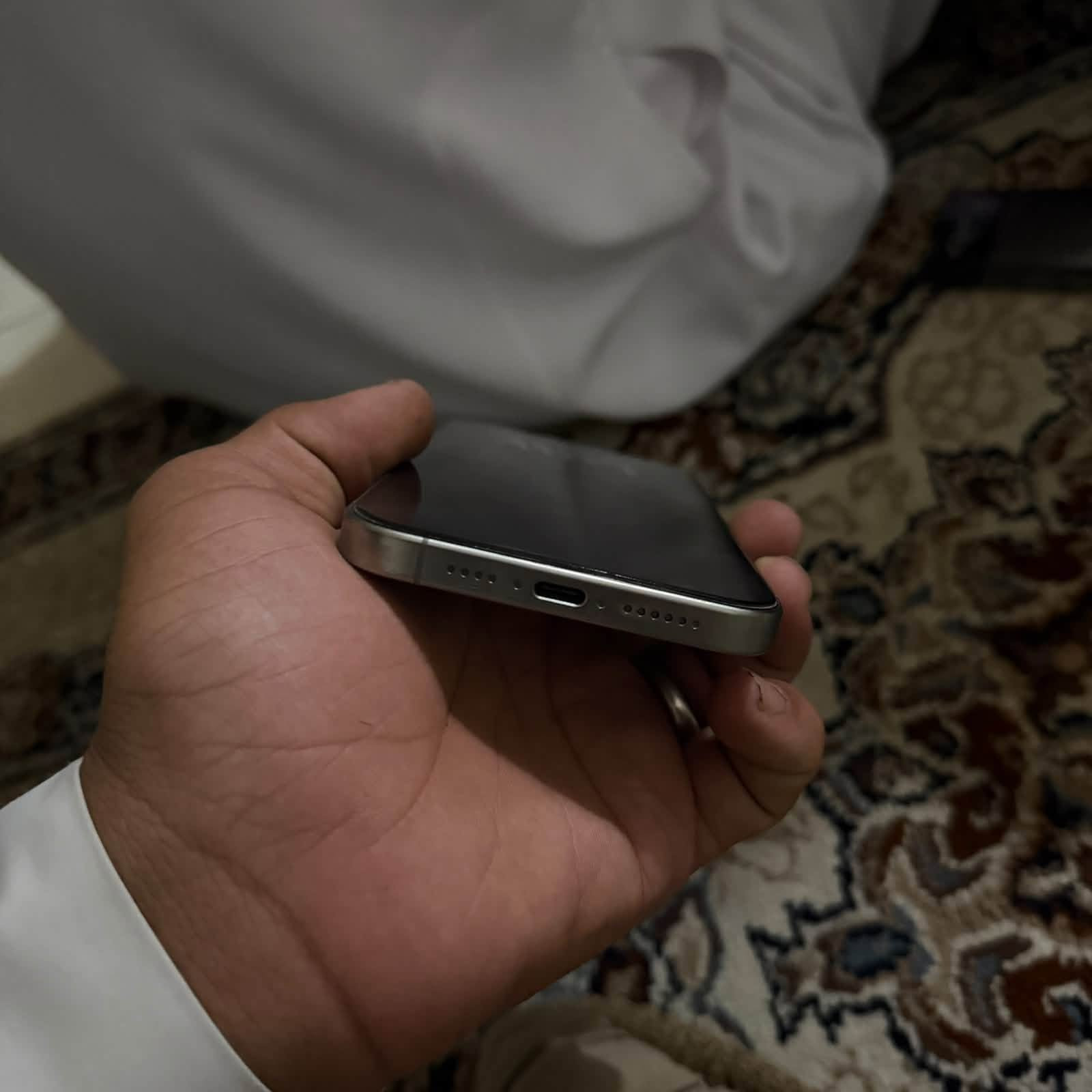 للبيع آيفون 15برو ماكس السعر مليون و١٠٠
فقط واتساب ***********

نص مكتوب في الصور:
- حالة البطارية
- تعمل بطارية iPhone هذه على النحو المتوقع. حول البطارية
- والضمان...
- عادية
- الحد الأقصى للقدرة
- ٨٨٪
- هذا قياس لقدرة البطارية مقارنة بقدرتها عندما كانت جديدة. قد
- تتسبب القدرة المنخفضة بتقليل ساعات الاستخدام بين عملية الشحن
- والأخرى.
- عدد الدورات
- ٧٢٦
- هذا هو عدد مرات استهلاك iPhone لقدرة البطارية. معرفة المزيد...
- تاريخ التصنيع
- أيلول ٢٠٢٣
- أول استخدام
- تشرين الأول ٢٠٢٣