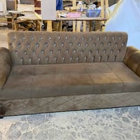 اخوان قنفه ثلاثيه شغل درجه اولى خشب روسي سفنج اكسترا ضمان وكراسي 2 خشب...