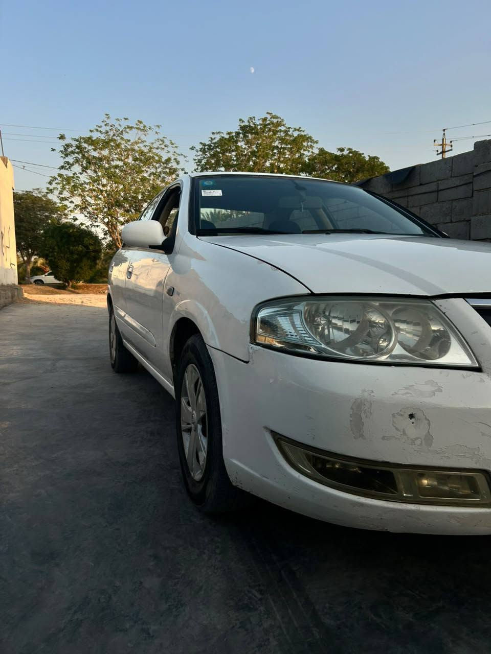 السلام عليكم 
نيسان سني 2009
ب أسمي سياره سنوية لل2028
گير محرك كفاله
تبريد شغال
كهربائيات كله جديدة
سنتر لوك سيارة 
سعرها 75 بيها مجال 
العنوان الصقلاوية 
رقم:***********
