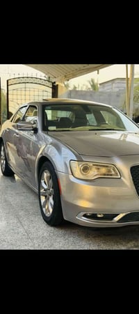 كرايسلر 300 • مديل ٢٠٢٢ • رقم بصره