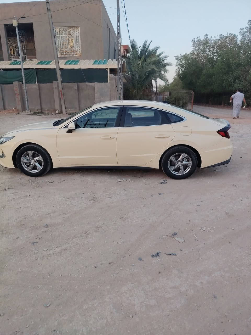 سلام عليكم سوناتا هايبرد  2023 سعر 120 مكان ديوانيه ***********
