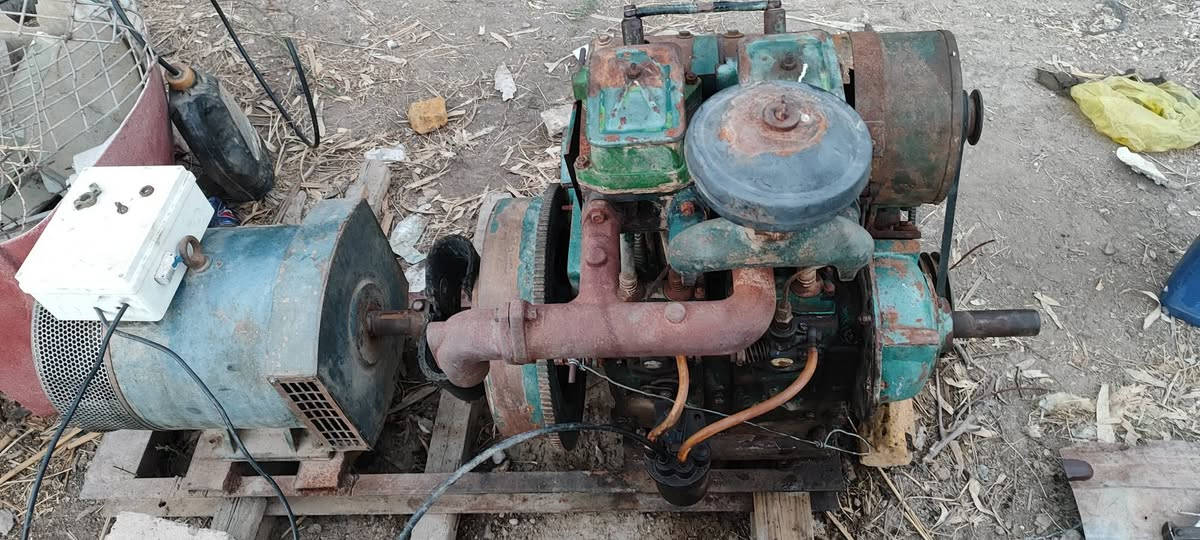 مولد دويز هندي بستمين تشغيل سلف وهندر 10 كيفي 45 امبير مولده حيل نضيفه جديده مكان بغداد  ***********
